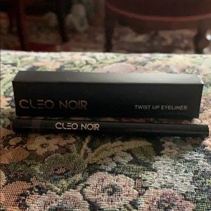 Cleo Noir Eyeliner NWT